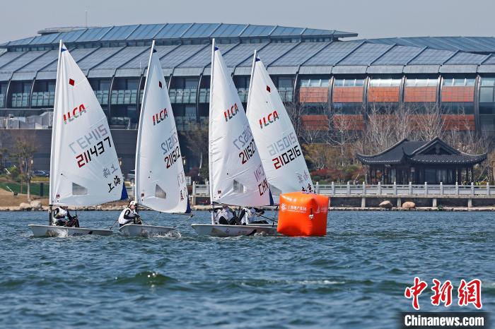 外国选手点赞上海帆船公开赛氛围，赛事国际化