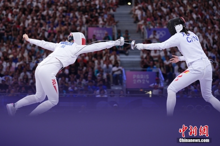 巴黎奥运女子重剑铜牌战32比31一剑憾负波兰 中国