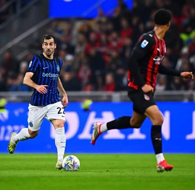 国米惨败米兰引球迷不满，扎莱夫斯基转会亚特