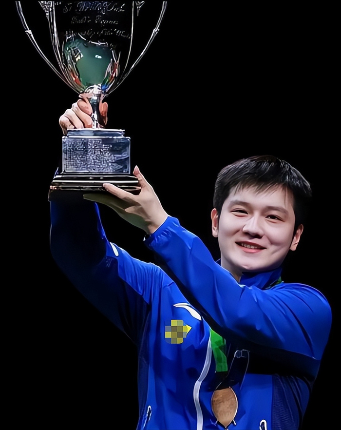 樊振东转会杜塞尔多夫 日媒盛赞其“稀世天才”