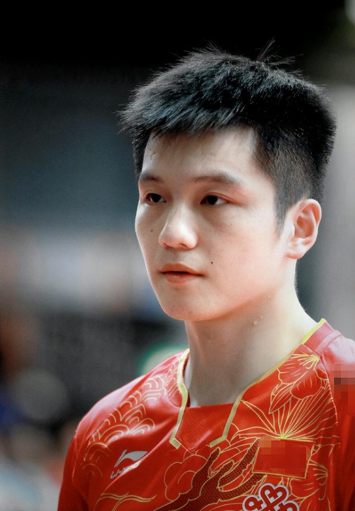 樊振东转会杜塞尔多夫 日媒盛赞其“稀世天才”